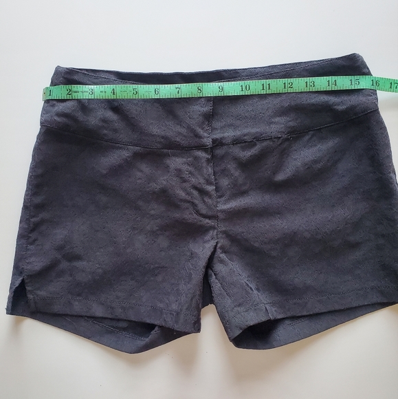 HL SHORTS - Picture 12 of 14